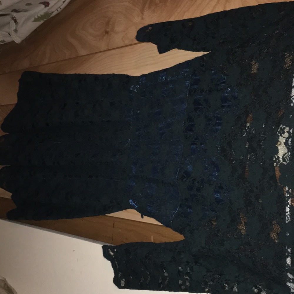 Dress - Picture 2 of 5